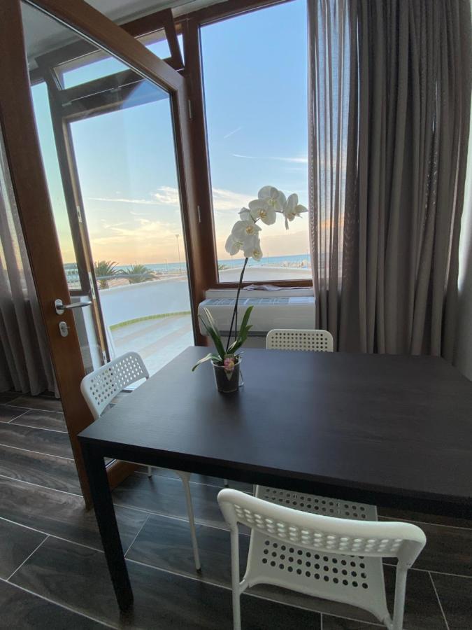 Manfredi Sea Room Vieste Exterior photo